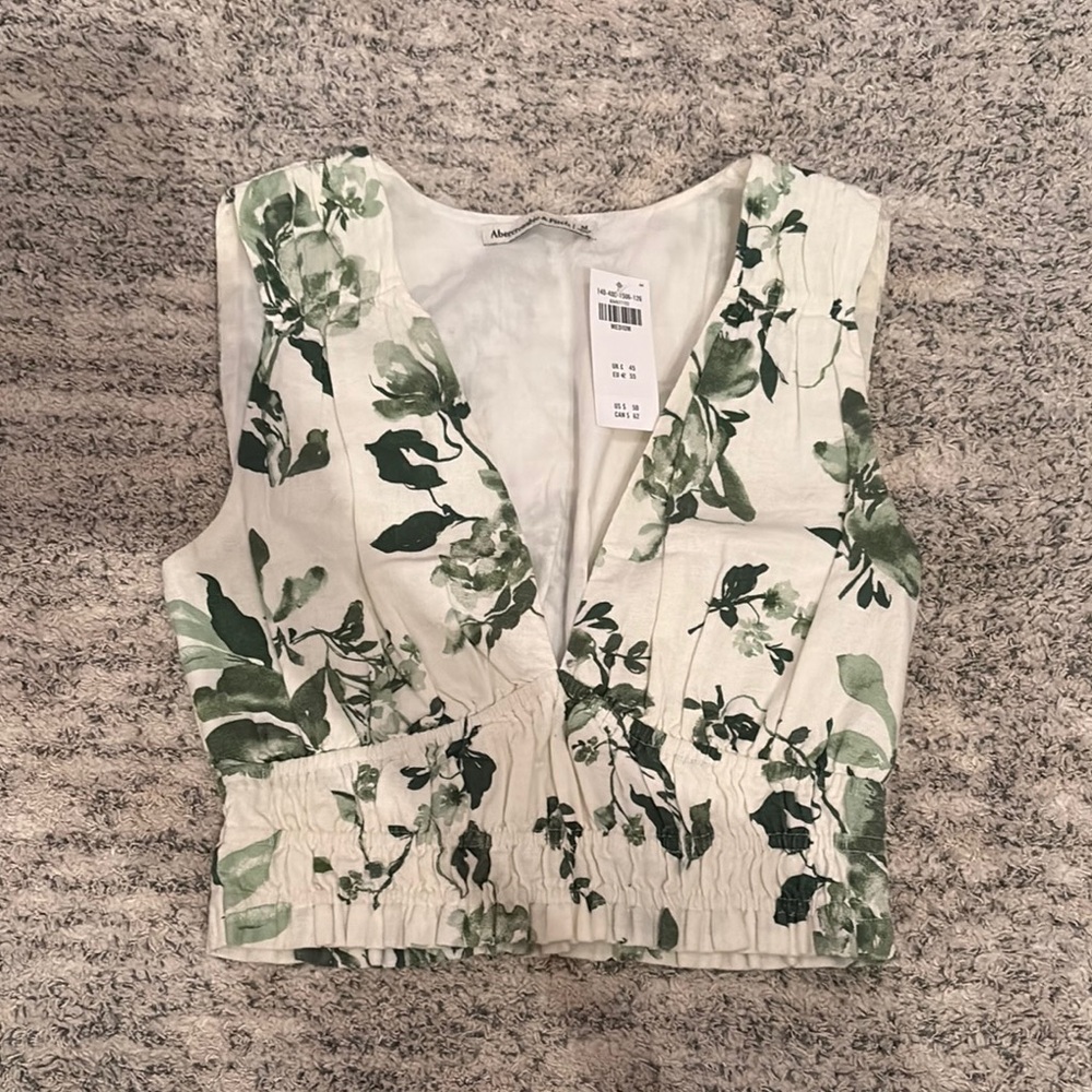 Abercrombie & Fitch Cream Smocked Crop Tank Top